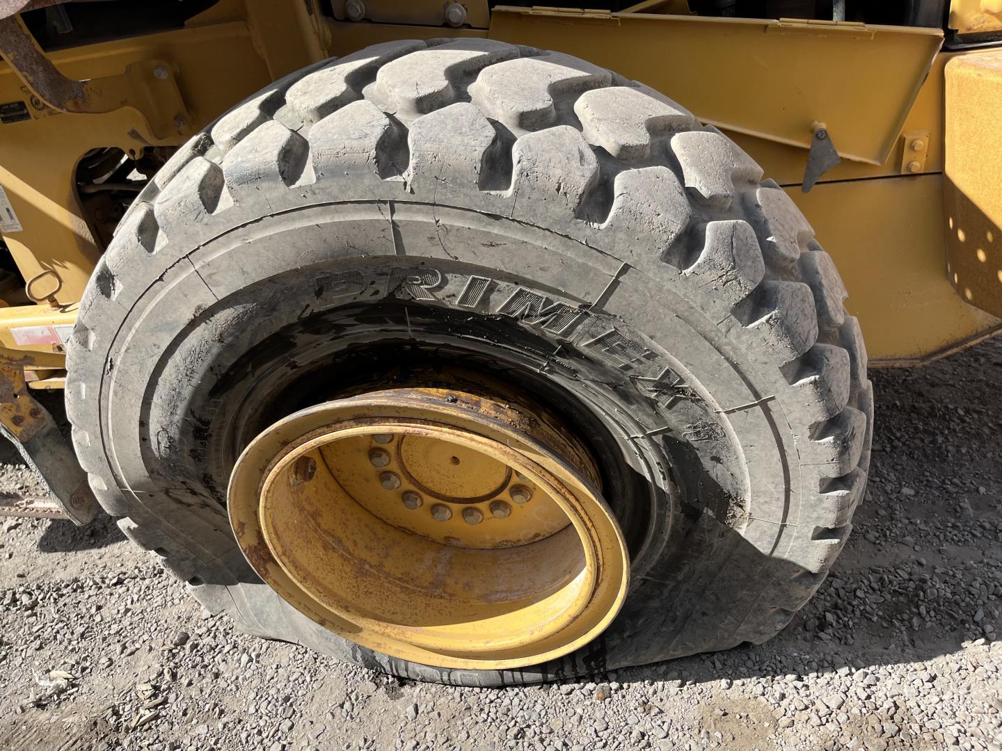 ./imagenes/INVOICE/2019/17015/CARGADOR FRONTAL JOHN DEERE 544J (4).JPG